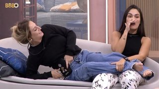 Bruna Griphao feet photo thumbnail