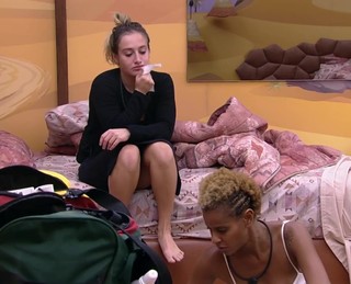 Bruna Griphao feet photo thumbnail