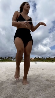 Bruna Griphao feet photo thumbnail