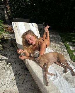 Bruna Griphao feet photo thumbnail