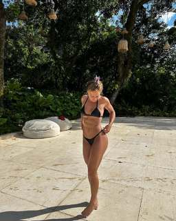 Bruna Griphao feet photo thumbnail