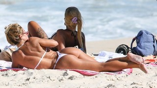 Bruna Griphao feet photo thumbnail