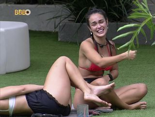 Bruna Griphao feet photo thumbnail