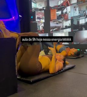 Bruna Griphao feet photo thumbnail