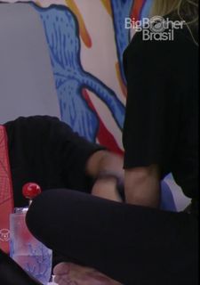 Bruna Griphao feet photo thumbnail