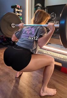 Bruna Griphao feet photo thumbnail