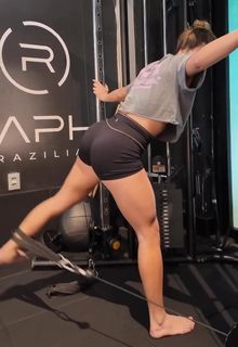 Bruna Griphao feet photo thumbnail