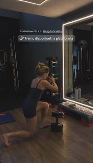 Bruna Griphao feet photo thumbnail