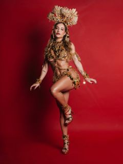 Bruna Griphao feet photo 10