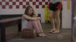Bruna Hamu feet photo 1