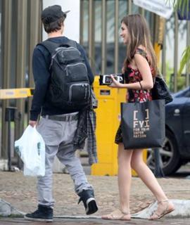 Bruna Hamu feet photo 17