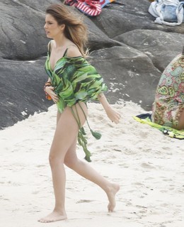 Bruna Hamu feet photo 8