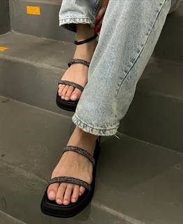 Bruna Hamu feet photo 14