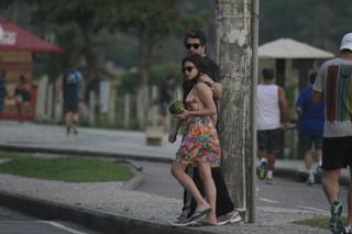 Bruna Linzmeyer feet photo thumbnail