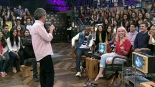 Bruna Linzmeyer feet photo thumbnail