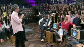 Bruna Linzmeyer feet photo thumbnail