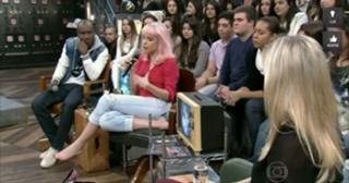 Bruna Linzmeyer feet photo thumbnail