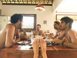 Bruna Linzmeyer feet photo thumbnail