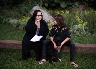 Bruna Linzmeyer feet photo thumbnail