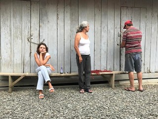 Bruna Linzmeyer feet photo thumbnail