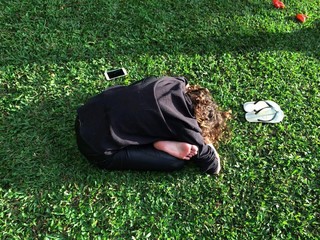 Bruna Linzmeyer feet photo thumbnail