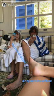 Bruna Linzmeyer feet photo thumbnail