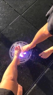 Bruna Linzmeyer feet photo thumbnail