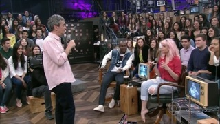 Bruna Linzmeyer feet photo thumbnail