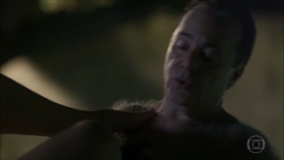 Bruna Linzmeyer feet photo thumbnail