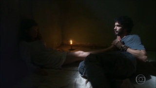 Bruna Linzmeyer feet photo thumbnail