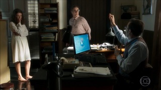 Bruna Linzmeyer feet photo thumbnail