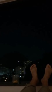 Bruna Linzmeyer feet photo thumbnail