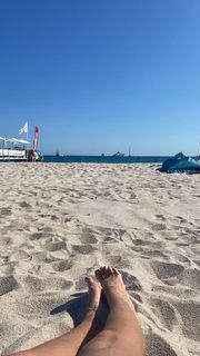 Bruna Linzmeyer feet photo thumbnail