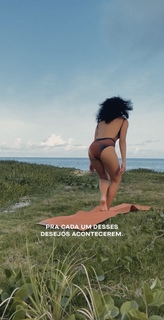 Bruna Linzmeyer feet photo thumbnail