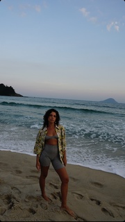 Bruna Linzmeyer feet photo thumbnail