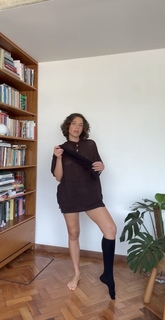 Bruna Linzmeyer feet photo thumbnail