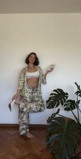 Bruna Linzmeyer feet photo thumbnail