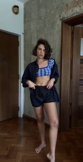 Bruna Linzmeyer feet photo thumbnail