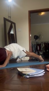 Bruna Linzmeyer feet photo thumbnail