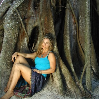 Bruna Lombardi feet photo 2