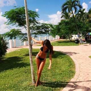 Bruna Lírio feet photo 14
