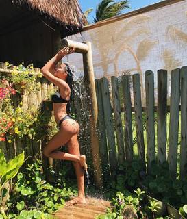 Bruna Lírio feet photo 12