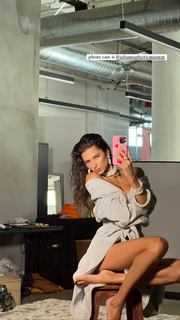 Bruna Lírio feet photo 5