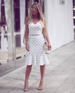Bruna Manzon feet photo 16