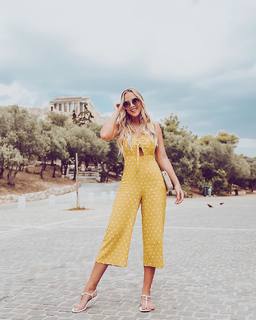 Bruna Manzon feet photo 20