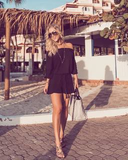 Bruna Manzon feet photo 8