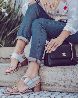 Bruna Manzon feet photo 15