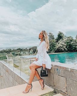 Bruna Manzon feet photo 14