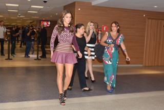 Bruna Marquezine feet photo thumbnail