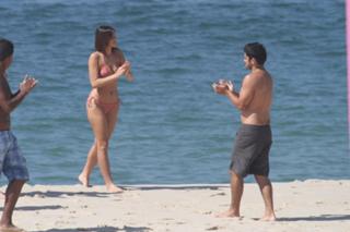 Bruna Marquezine feet photo thumbnail